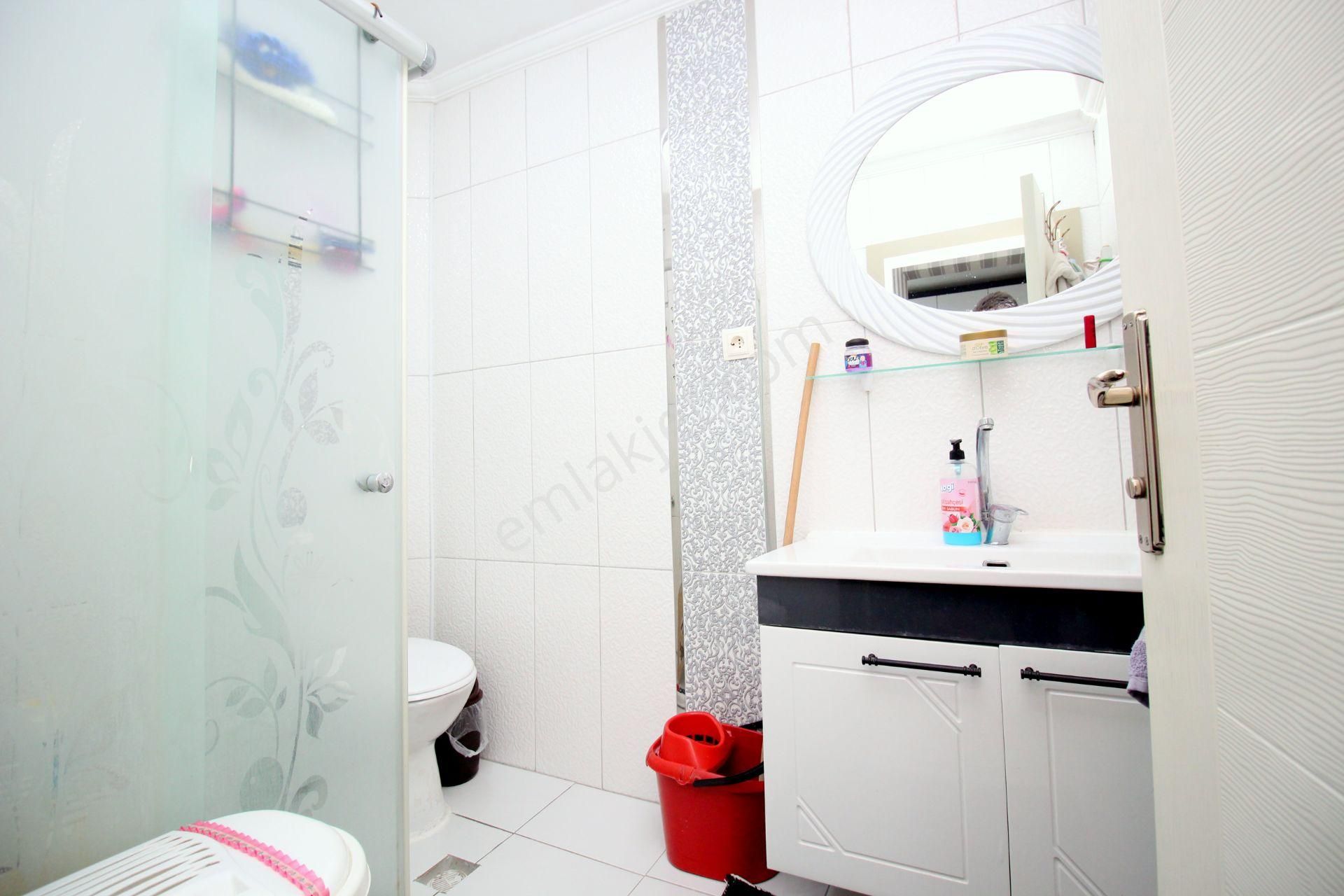 Emre Emlak'tan Cadde Üzeri Lüks Yapılı 2+1 Satılık Daire - Görsel 28