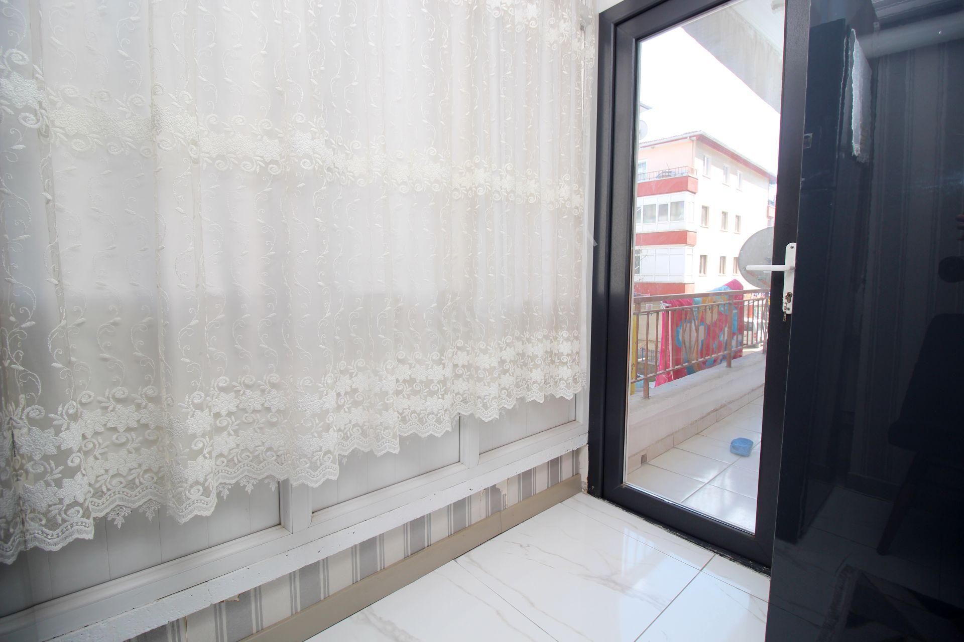 Emre Emlak'tan Cadde Üzeri Lüks Yapılı 2+1 Satılık Daire - Görsel 20