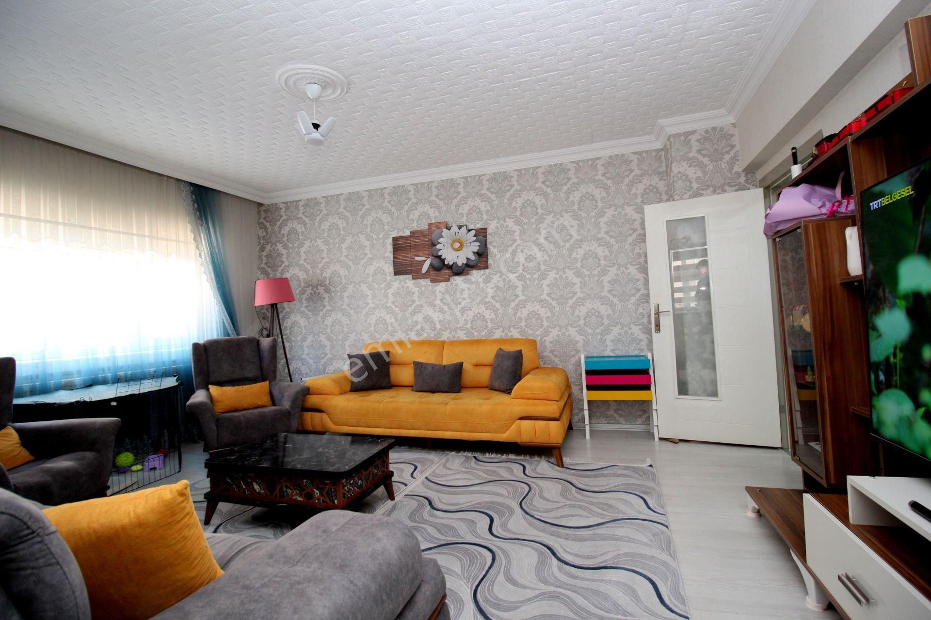 Emre Emlak'tan Cadde Üzeri Lüks Yapılı 2+1 Satılık Daire - Görsel 7