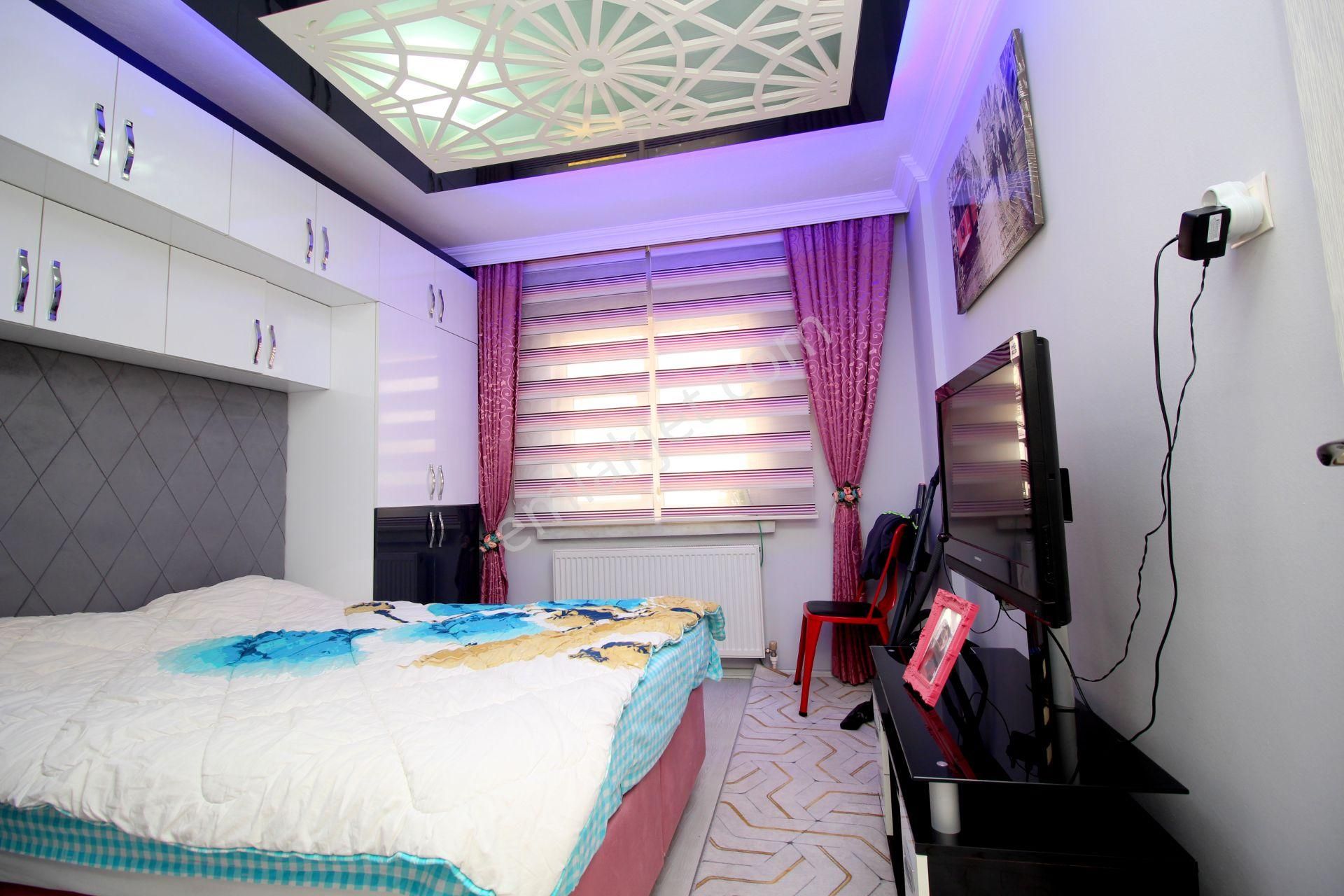 Emre Emlak'tan Cadde Üzeri Lüks Yapılı 2+1 Satılık Daire - Görsel 27