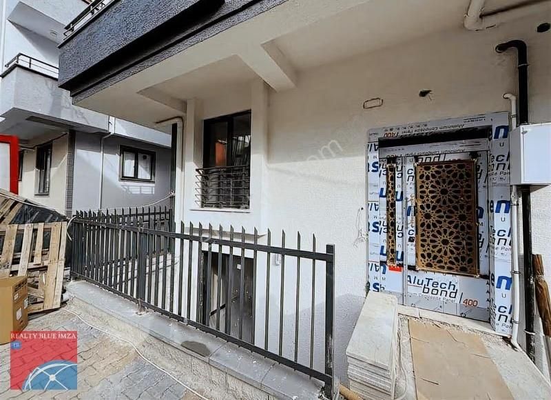 Çekmeköy Mehmet Akif Mahallesi'nde 2+1 Sıfır Satılık Daire