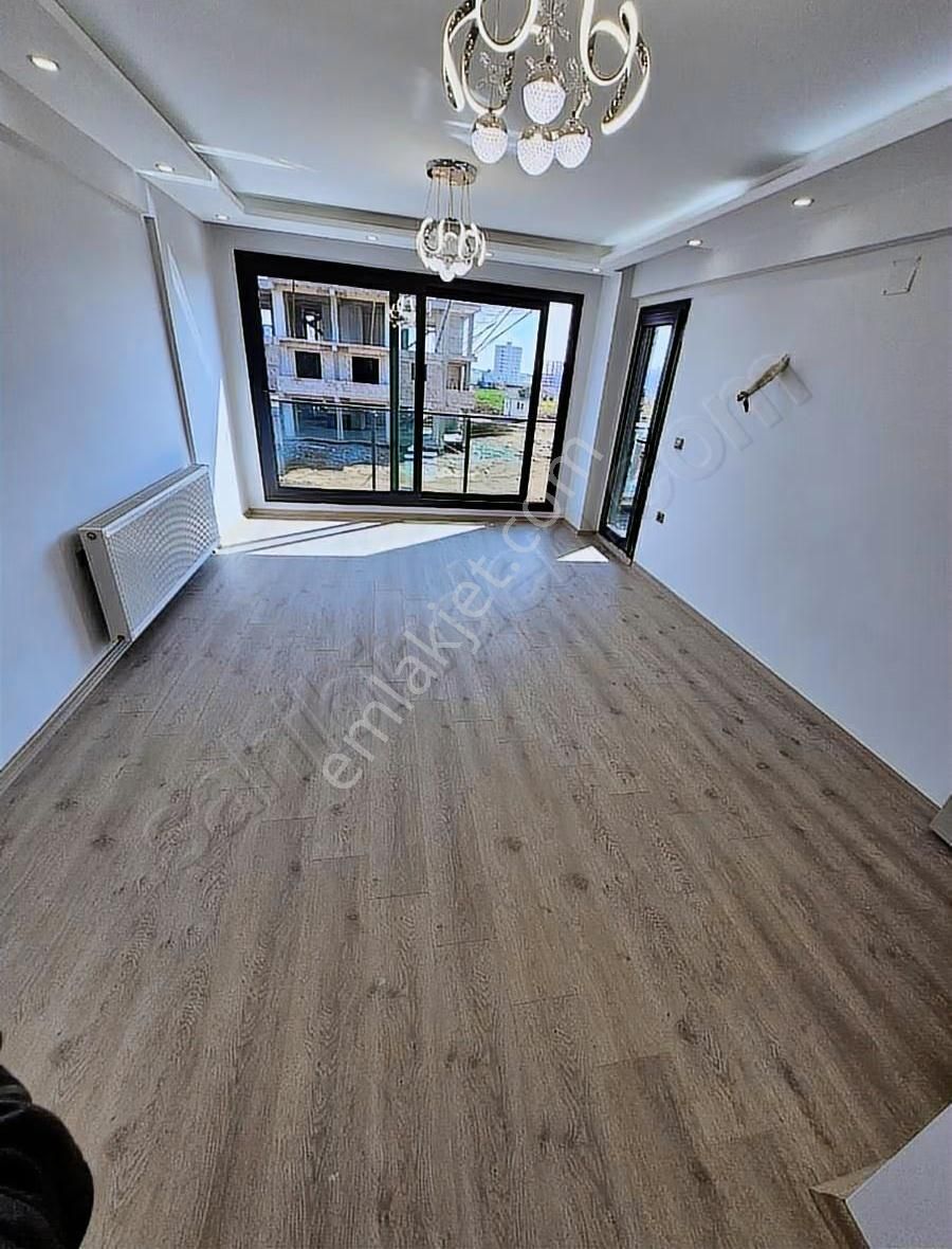 Tetik Emlak'tan Mehmetakifte 3+1 Kapalı Mutfak Geniş Oturumlu - Görsel 16