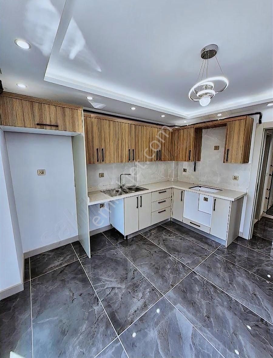 Tetik Emlak'tan Mehmetakifte 3+1 Kapalı Mutfak Geniş Oturumlu - Görsel 21