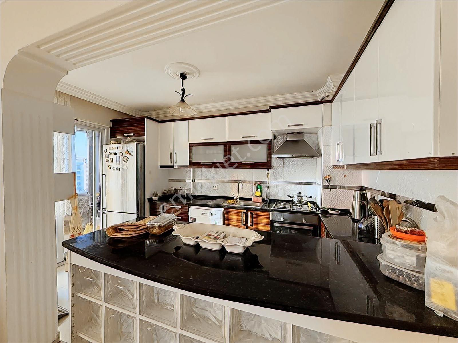 Torbalı Mah. Harika Konumda 3+1 Ara Kat 2 Banyolu Satılık Daire - Görsel 24