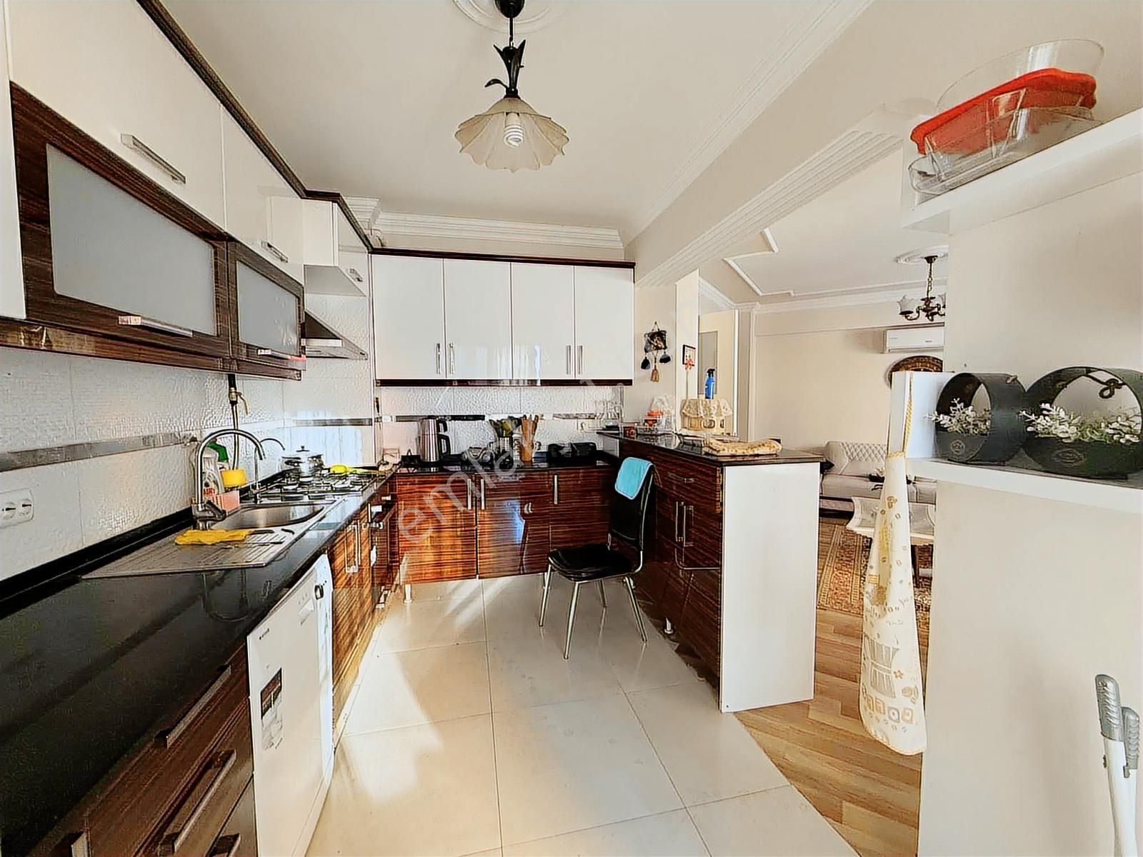 Torbalı Mah. Harika Konumda 3+1 Ara Kat 2 Banyolu Satılık Daire - Görsel 32