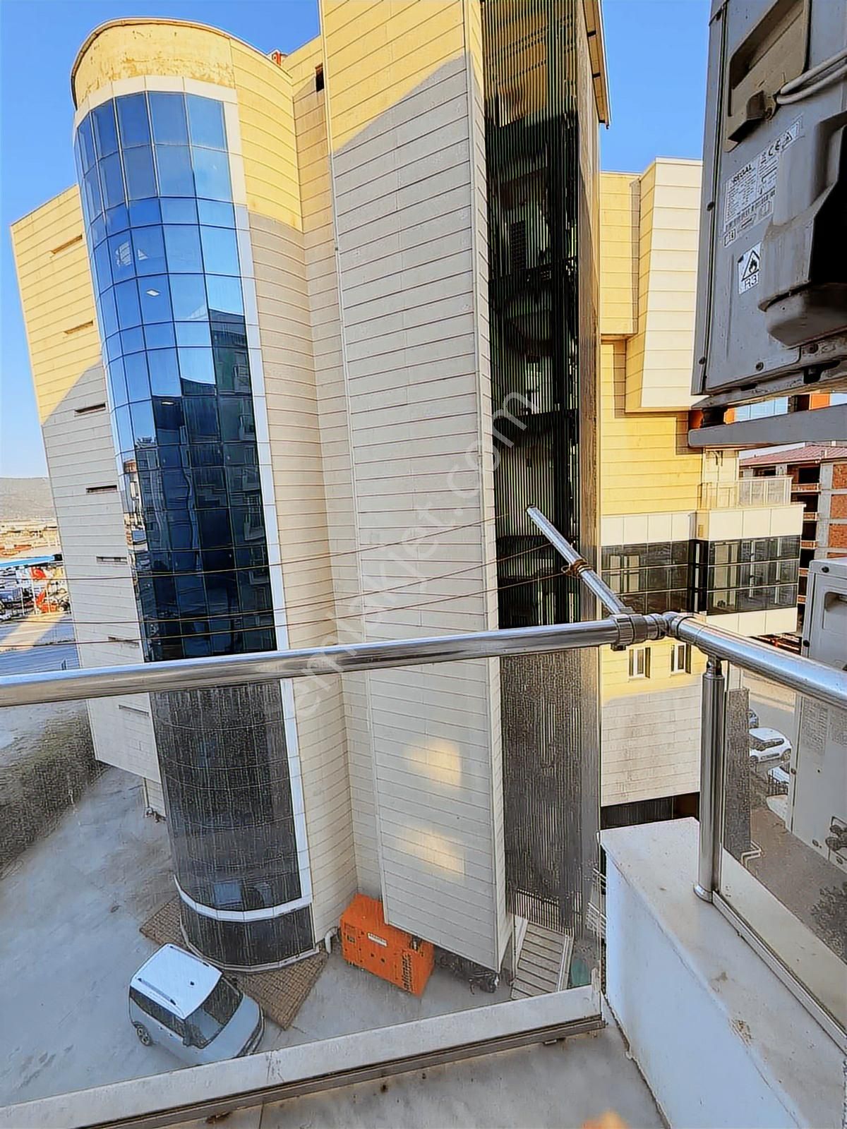 Torbalı Mah. Harika Konumda 3+1 Ara Kat 2 Banyolu Satılık Daire - Görsel 19