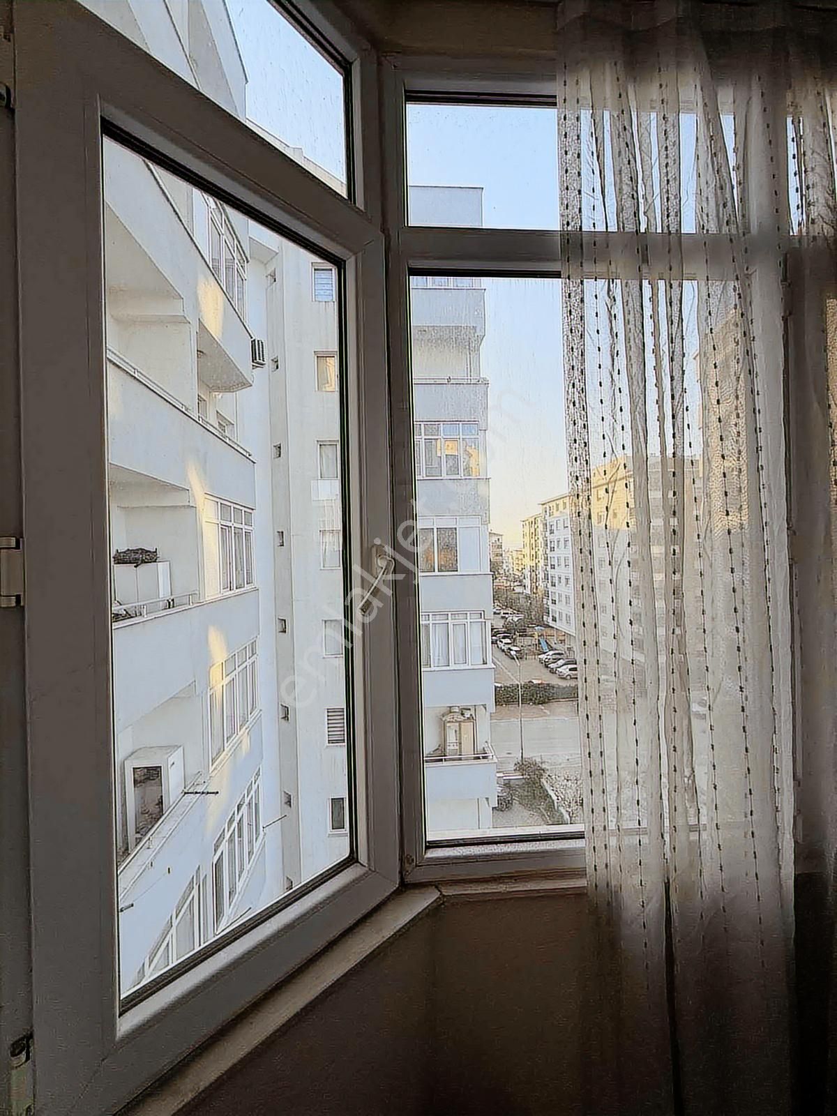 Torbalı Mah. Harika Konumda 3+1 Ara Kat 2 Banyolu Satılık Daire - Görsel 7