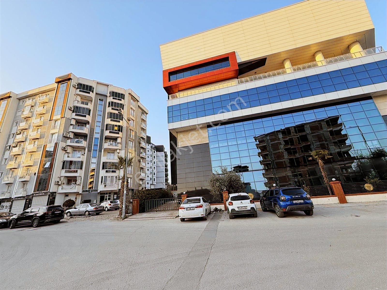 Torbalı Mah. Harika Konumda 3+1 Ara Kat 2 Banyolu Satılık Daire - Görsel 4