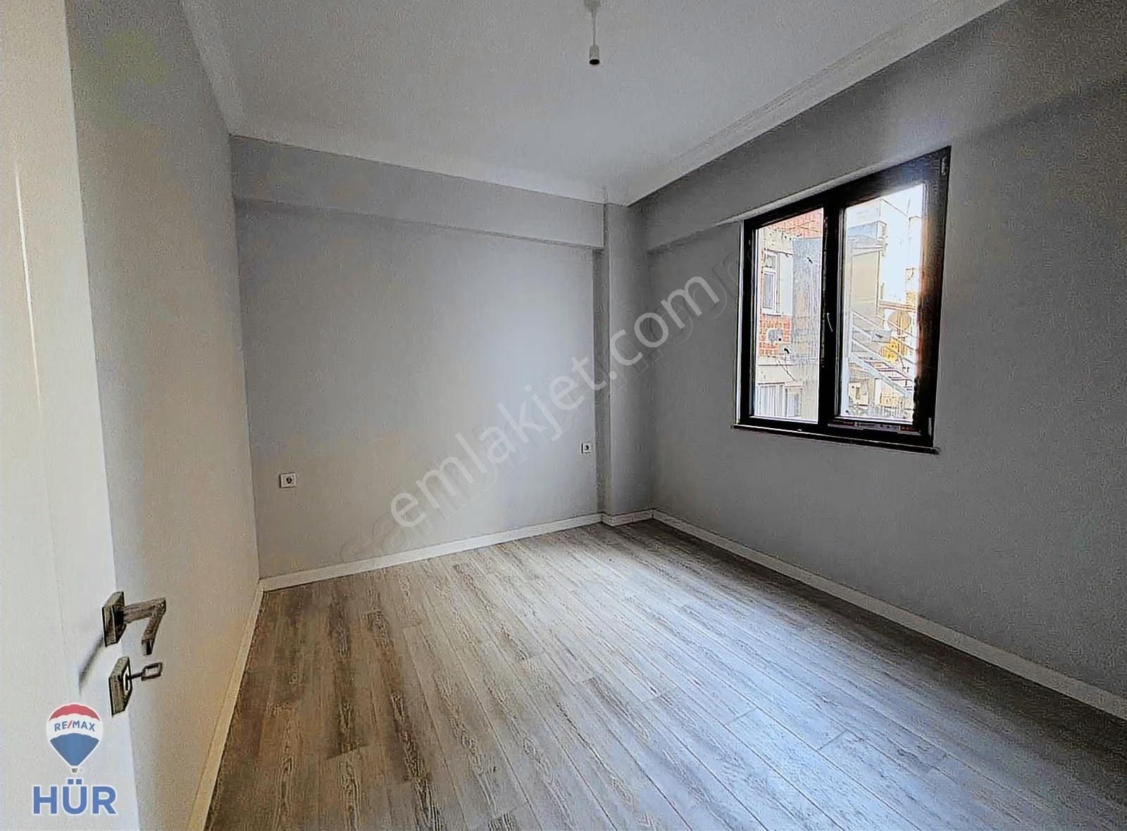Remax Gamze Topçu'dan Kiralık 3+1 Yeni Daire - Görsel 9