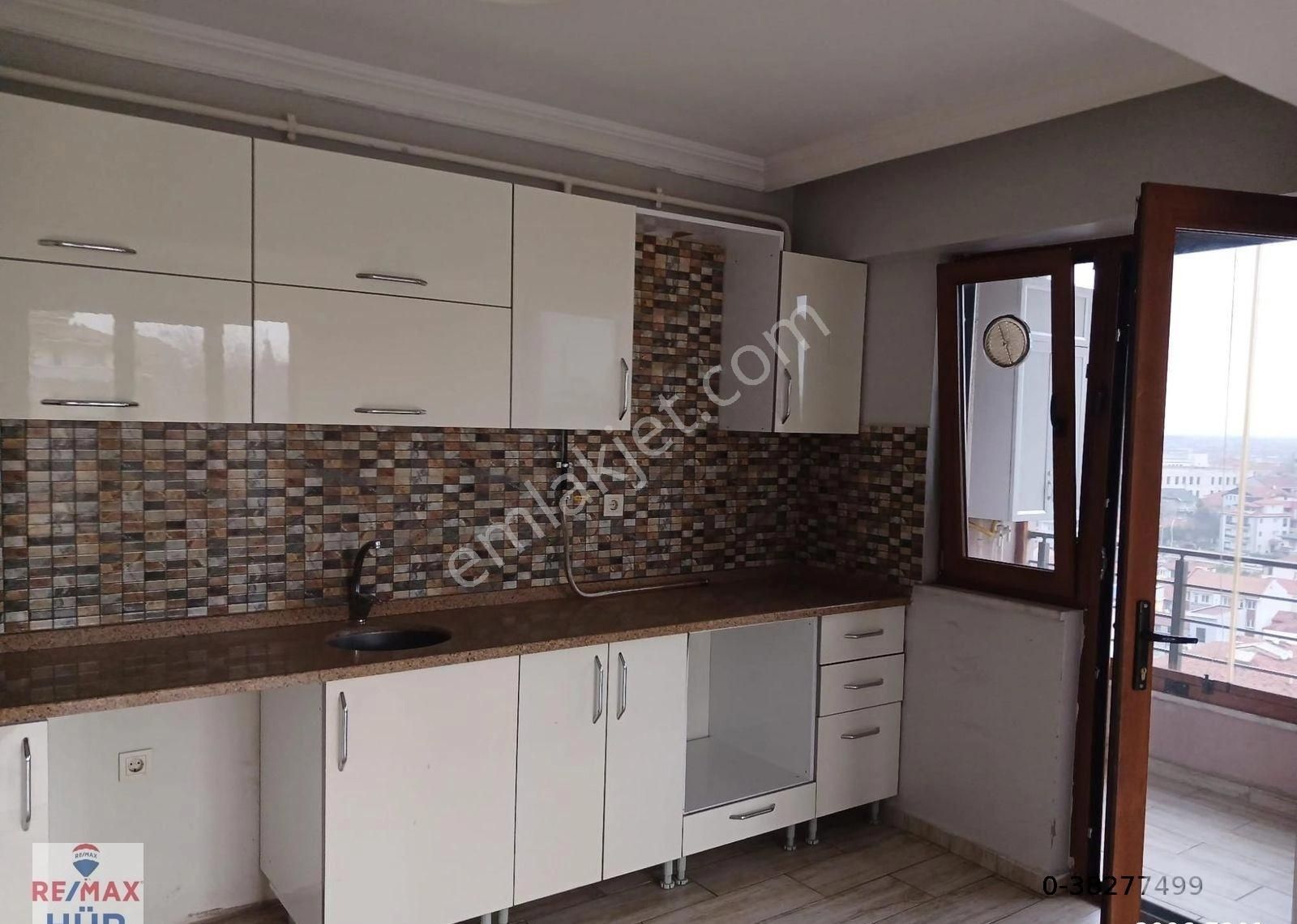 Re/max Hür'den Maltepe'de Şehir Manzaralı 5+1 Çatı Dublex - Görsel 20