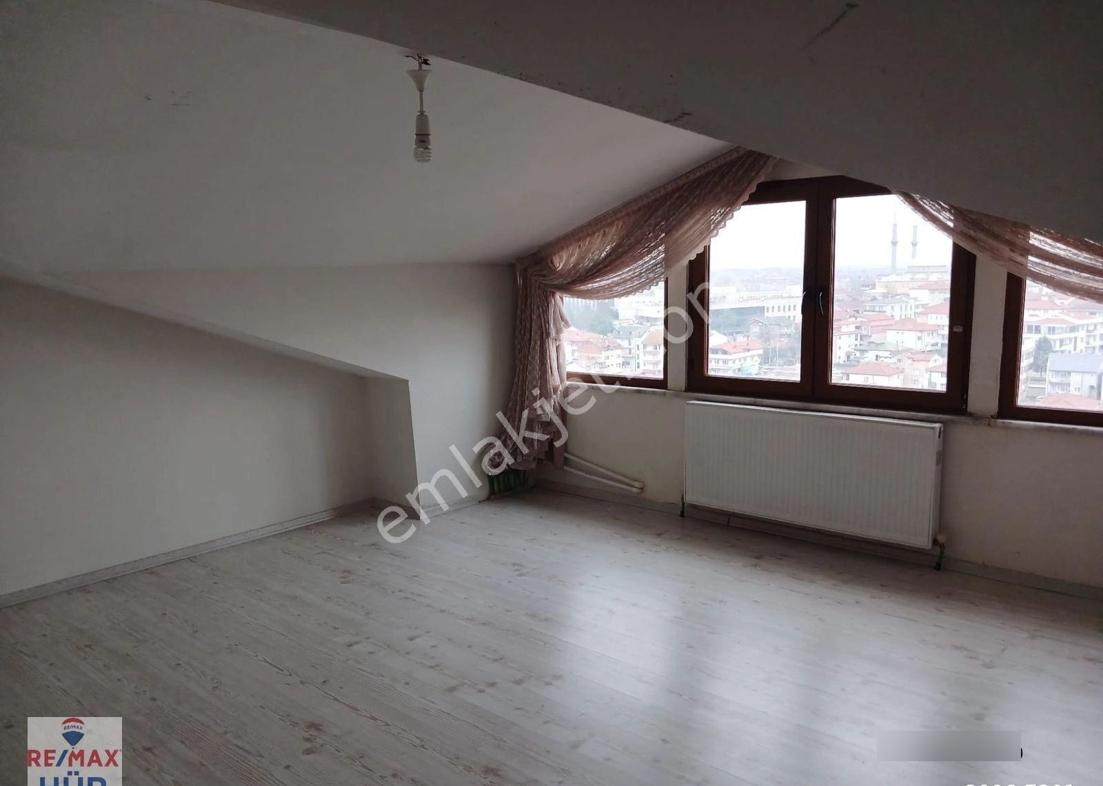 Re/max Hür'den Maltepe'de Şehir Manzaralı 5+1 Çatı Dublex - Görsel 23
