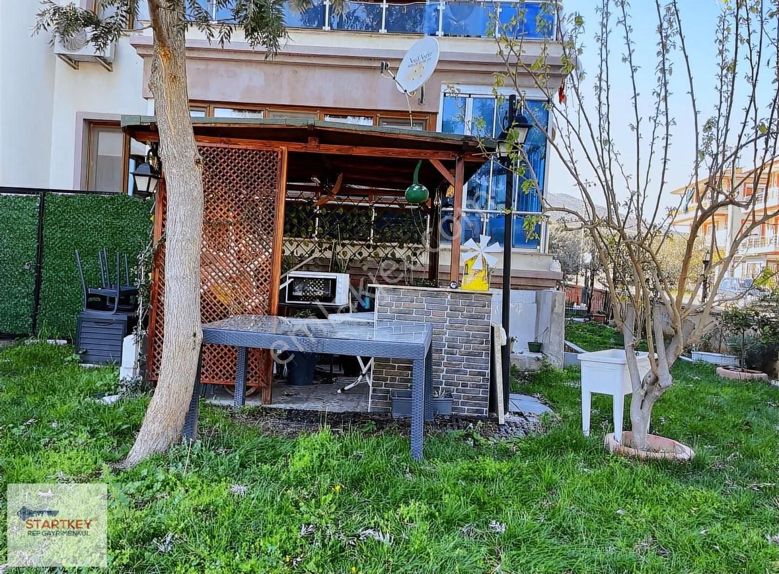 Yenifoçada Full Tadilatlı, Eşyalı Bahçe Katı 2+1 Daire - Görsel 3