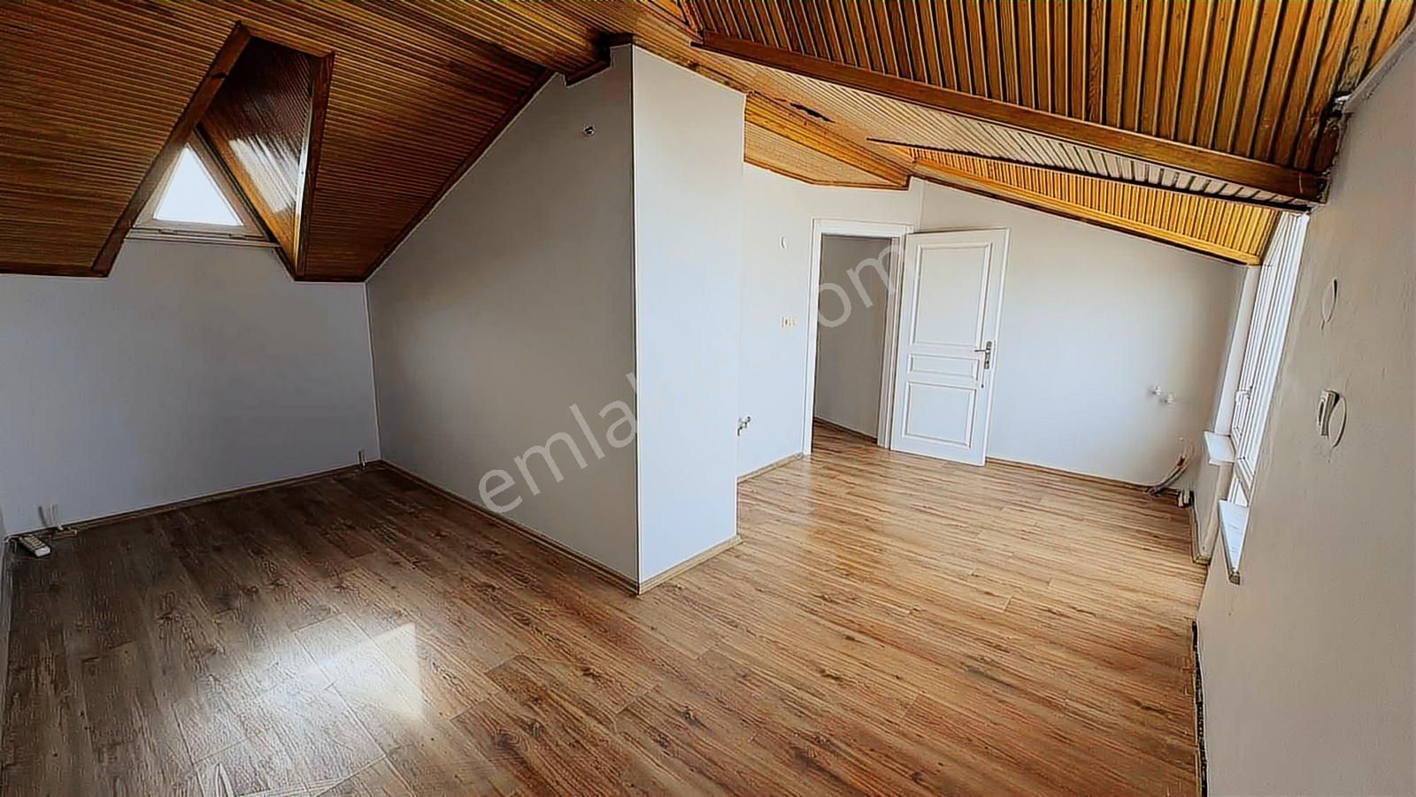 Muhteşem 3+1 Dublex Daire 15 Yaşında - Görsel 3