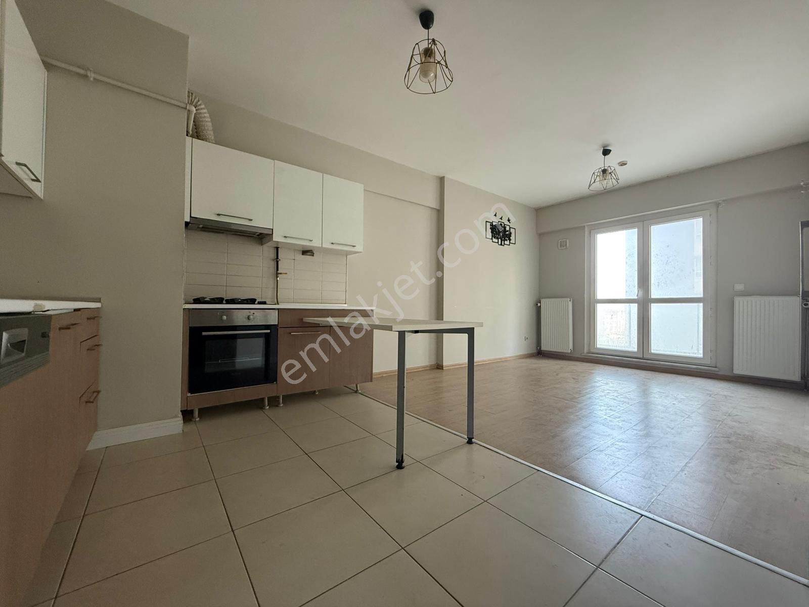 Haneplus Sitesi 1+1 Kiralık Daire Boy Balkonlu Kısakatta !!! - Görsel 5