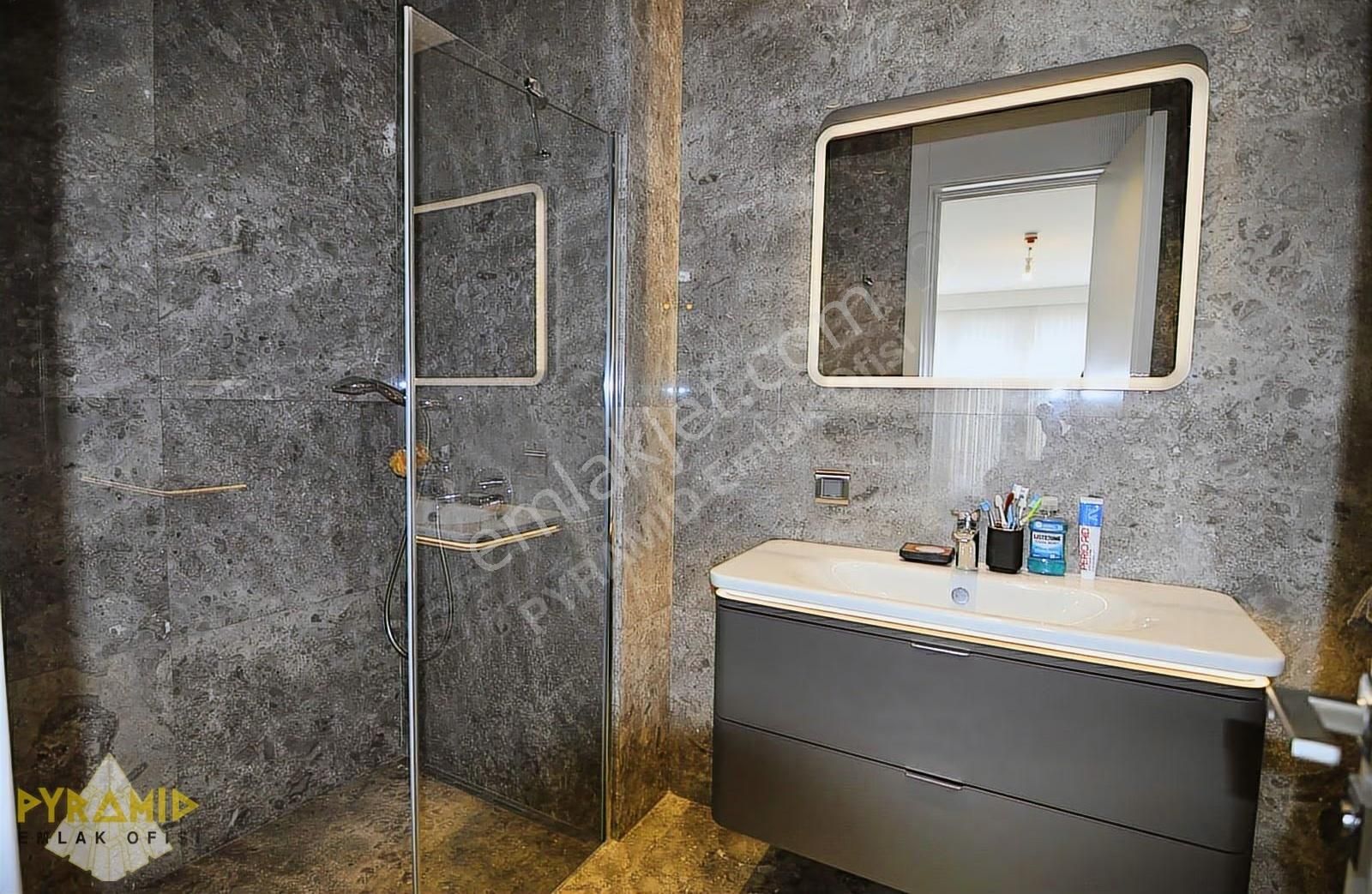 Pyramıd'den Cer İstanbul Projesi Teras-balkonlu 2+1 Lüx Daire - Görsel 4