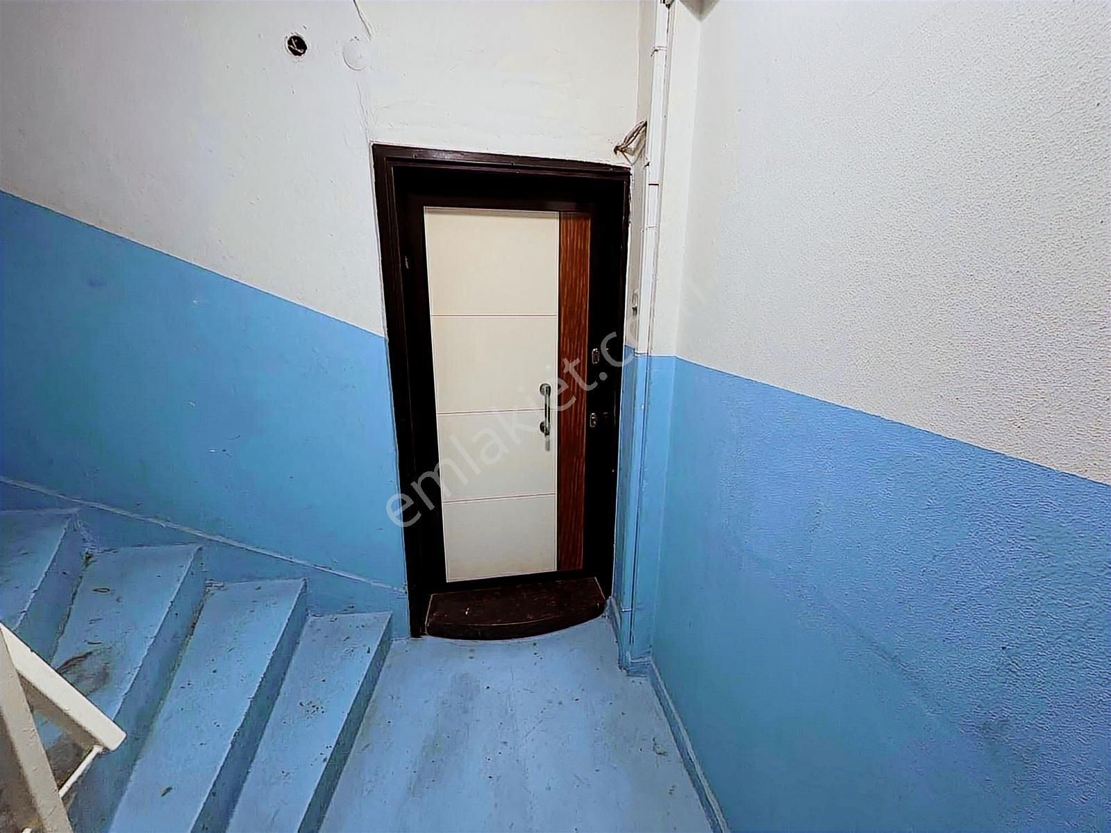 Balçova Ekonomi Yakını Sakarya Cad. 3+1 Eşyalı - Görsel 13