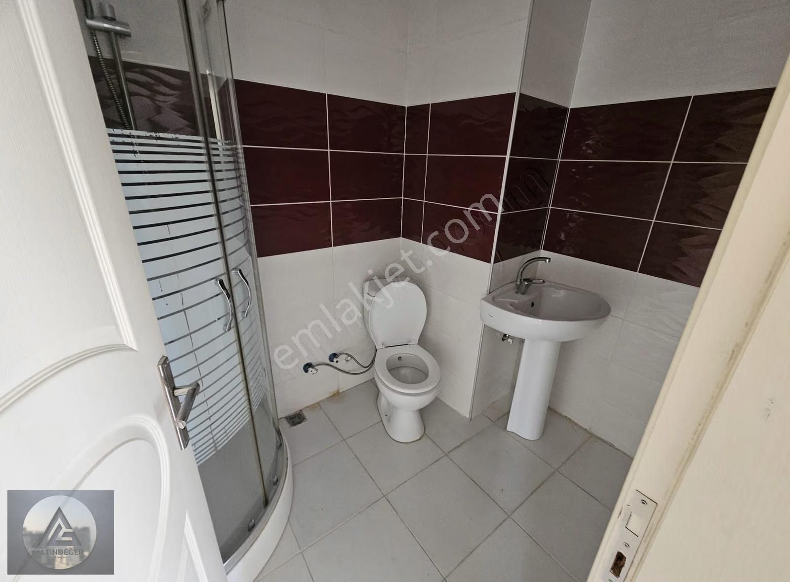 Altınova Merkez'de 5+1 Dubleks 2 Mutfaklı - Görsel 14