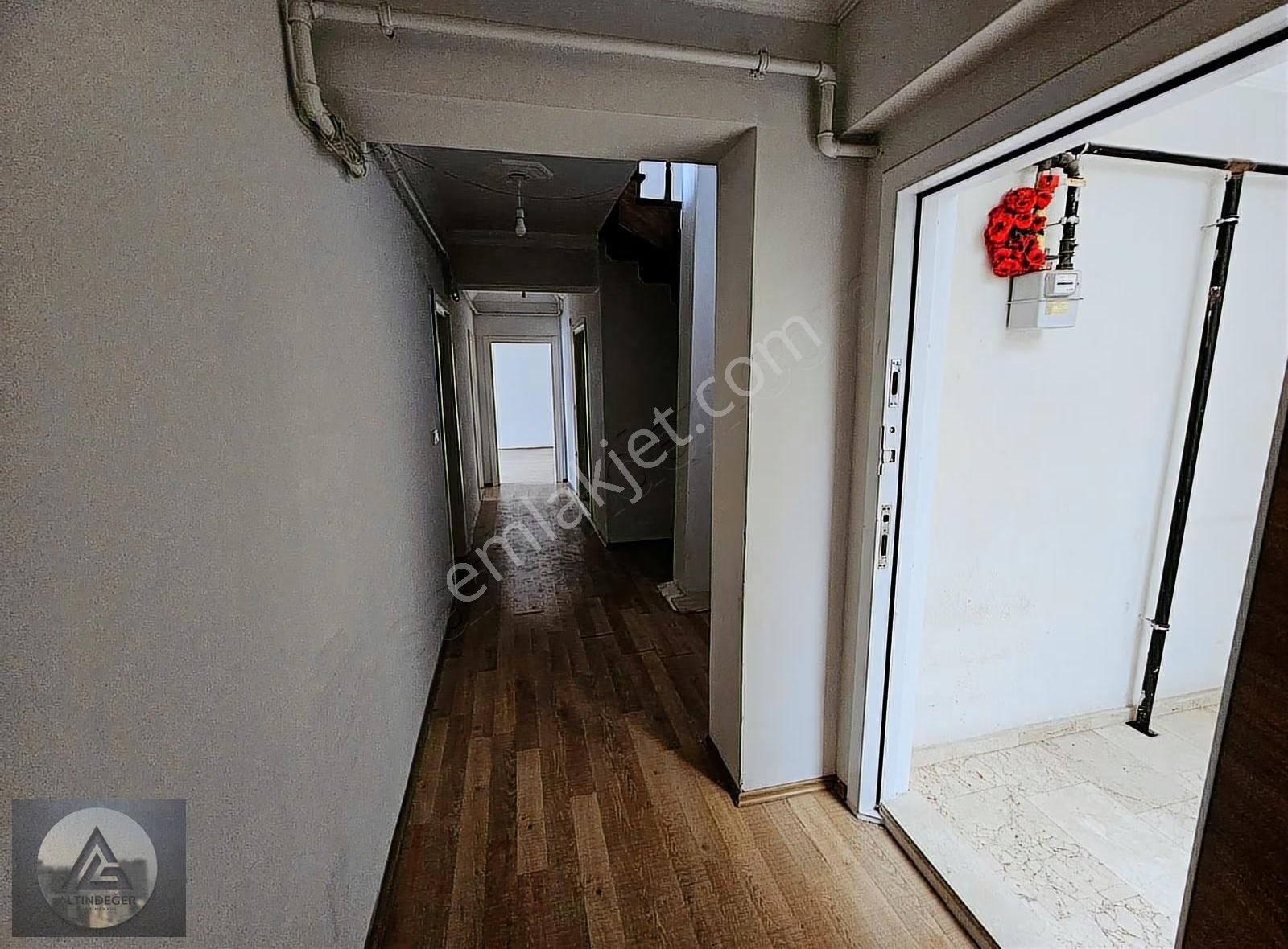 Altınova Merkez'de 5+1 Dubleks 2 Mutfaklı - Görsel 6