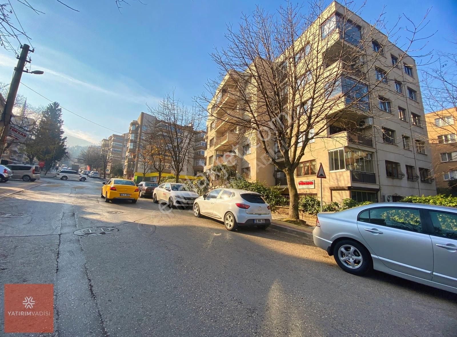 Kükürtlü'nün En İyi Lokasyonunda Eşyalı Metro 1 Dk 3+1 Daire - Görsel 9