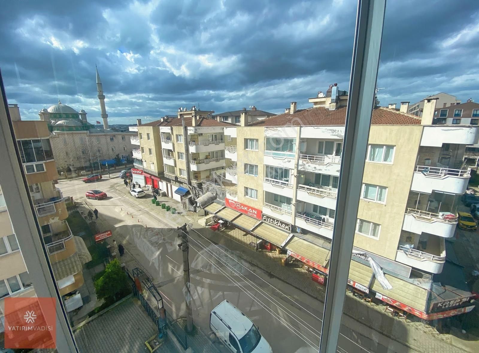 Akpınar'da Muhteşem Lokasyon Az Katlı 3+1 Kombili Satılık Daire - Görsel 18