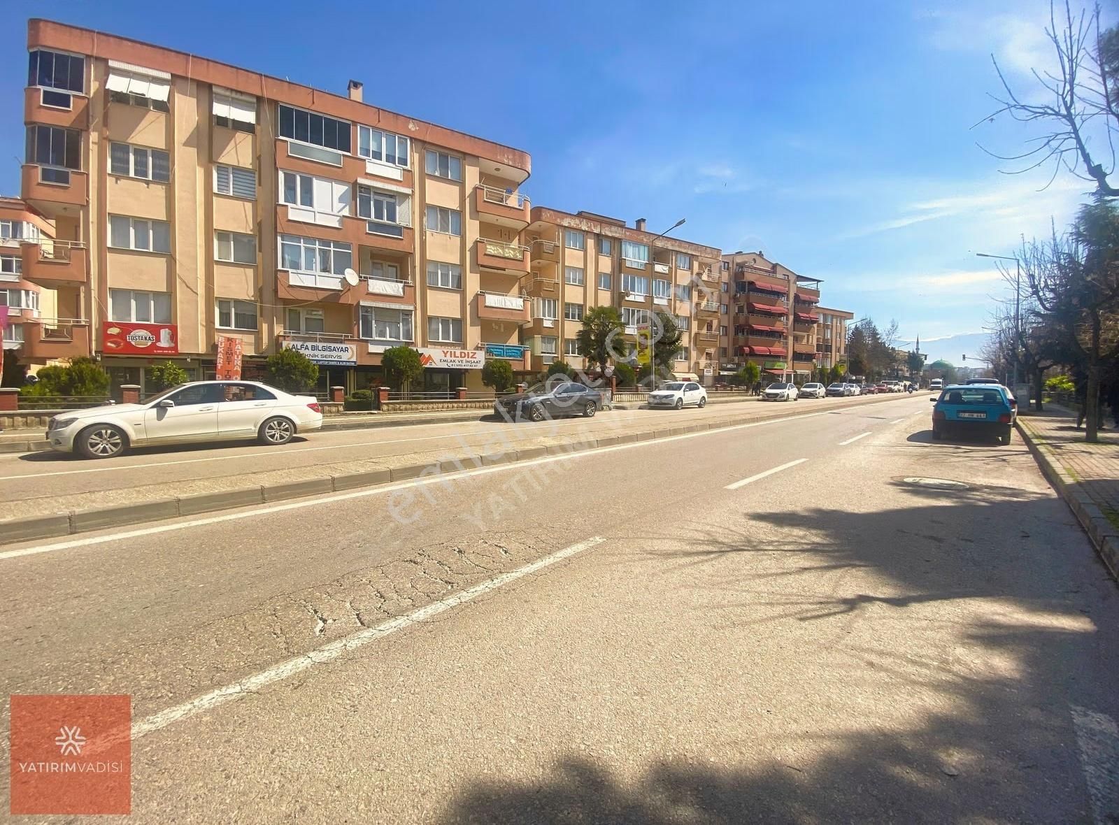 Akpınar'da Muhteşem Lokasyon Az Katlı 3+1 Kombili Satılık Daire - Görsel 20