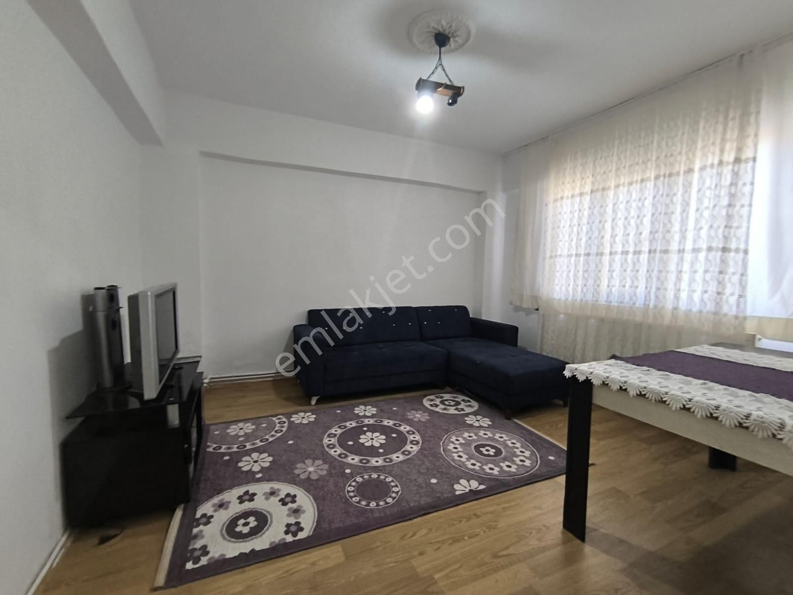 Yılmaz Gayrimenkulden Eşyalı Kiralık 3+1 Ön Cephe Masrafsız Hazır Kurulu Düzen - Görsel 17