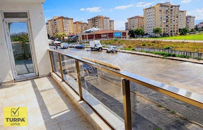 Merkezi Konumda, Komple Yenilenmiş, Havuzlu Sitede Kiralık 2+1 - Görsel 12