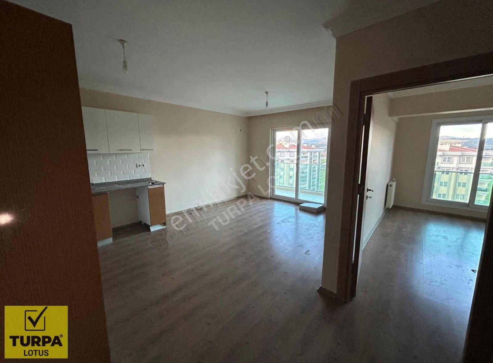 Turpa Lotustan Ali Pehlivanoğlunda Havuz Cephe 1+1 Kiralık Daire - Görsel 15