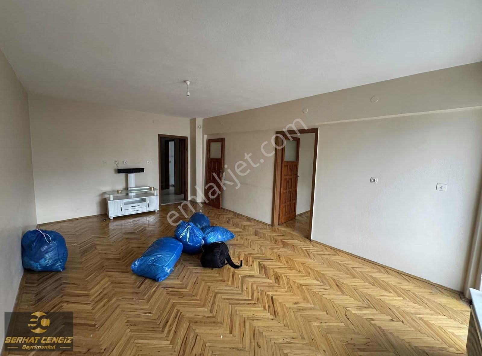 Demetevler Metro Yakını Kiralık 3+1 Daire - Görsel 27