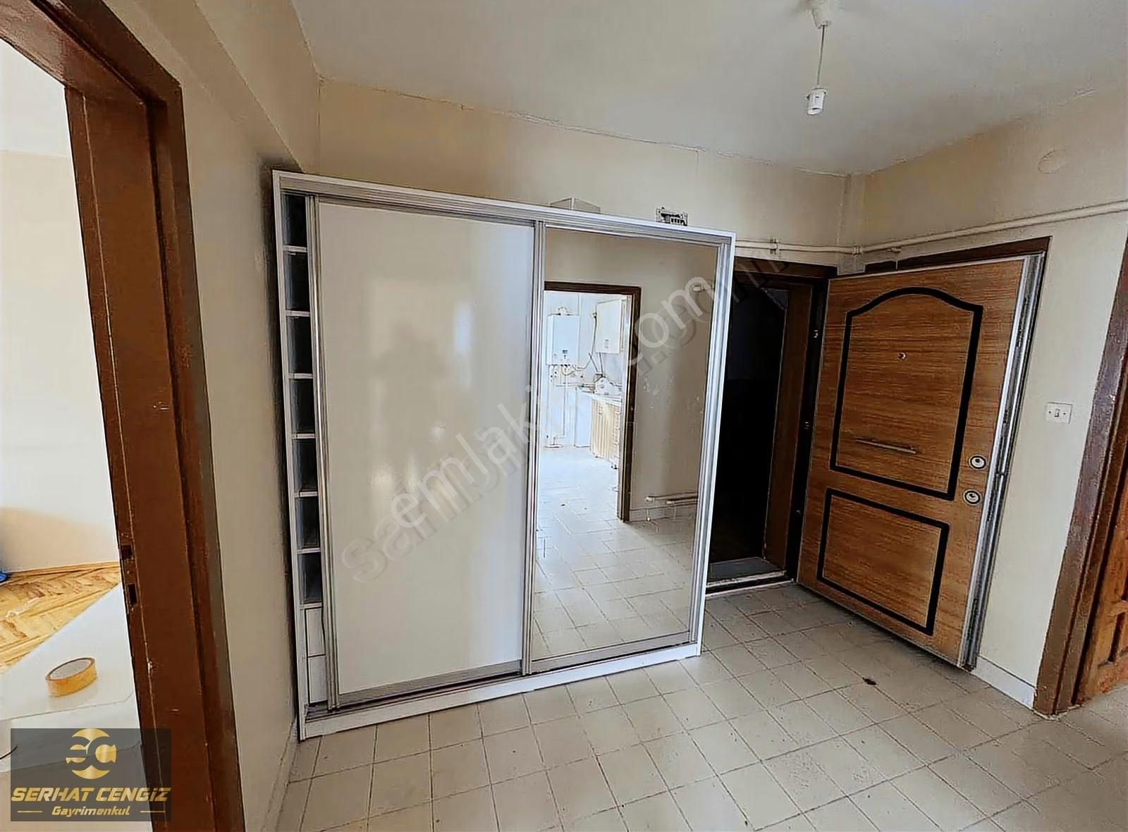 Demetevler Metro Yakını Kiralık 3+1 Daire - Görsel 2