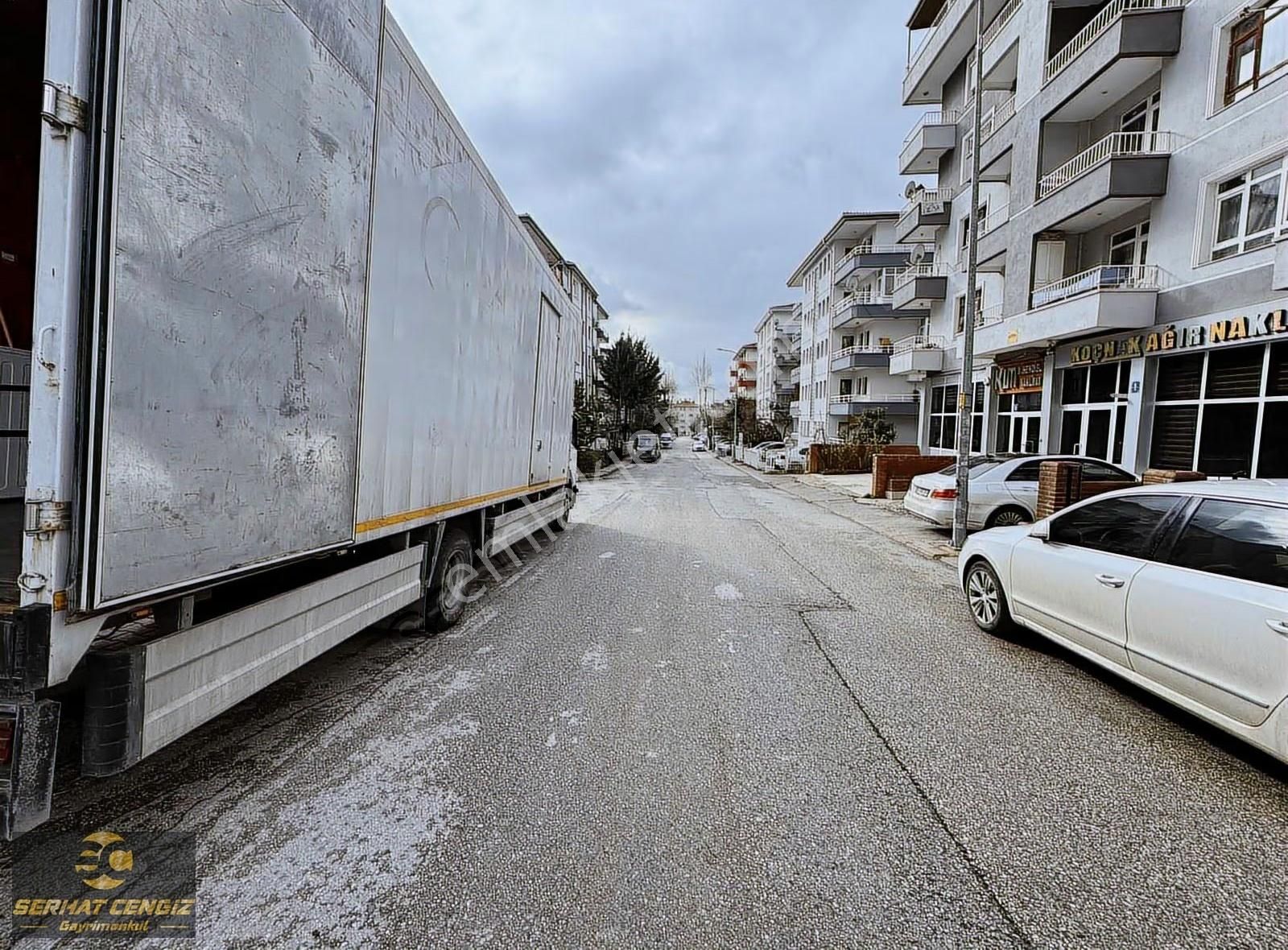 Demetevler Metro Yakını Kiralık 3+1 Daire - Görsel 15