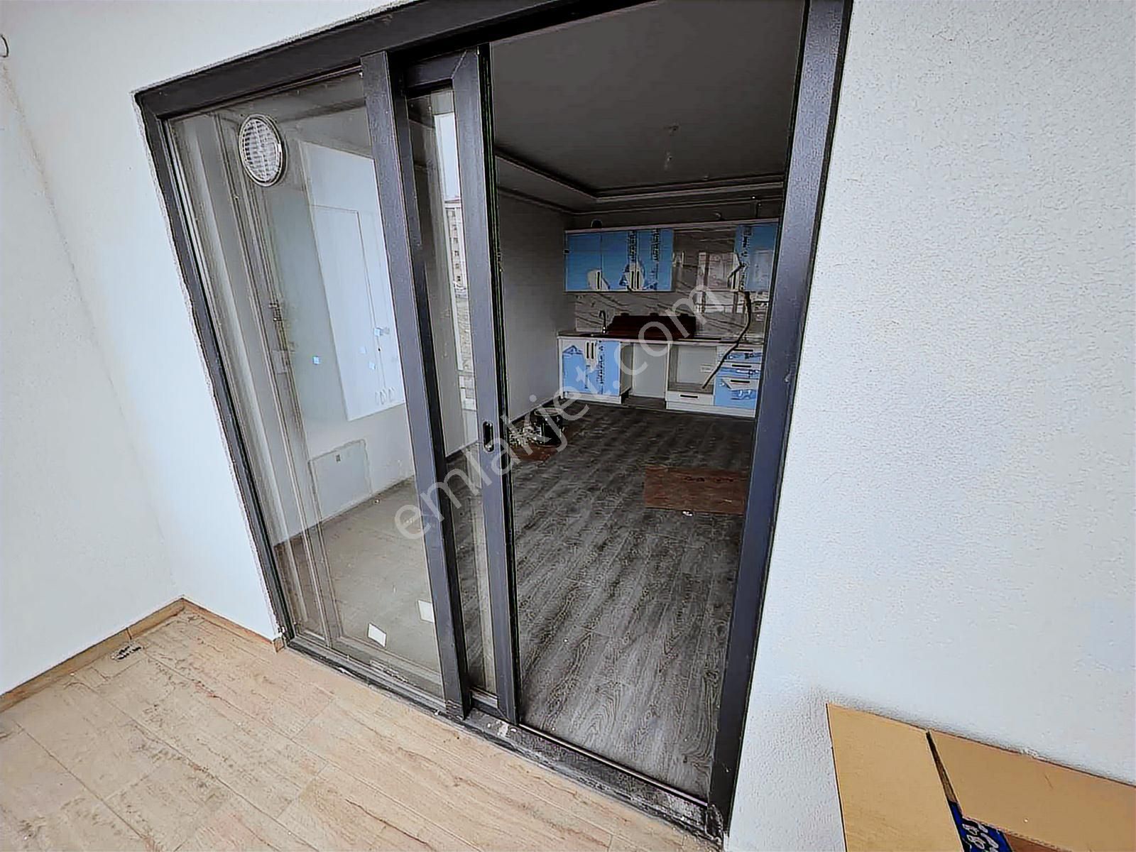 Üniversite Mahallesinde Sıfır Eşyalı Kiralık 1+1 Daire - Görsel 11