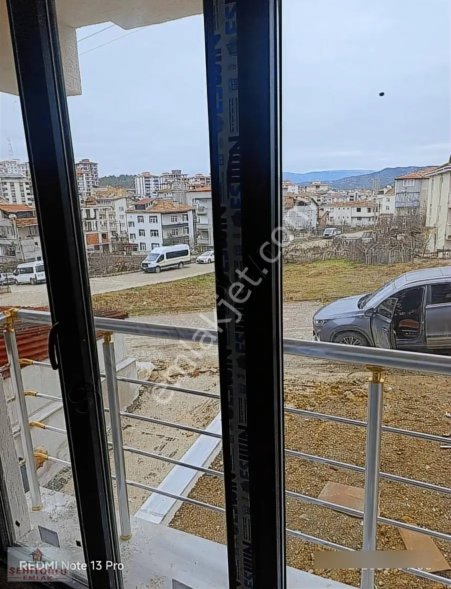 Satılık Sıfır 1+0 Ara Kat Asansörlü Daire - Görsel 3