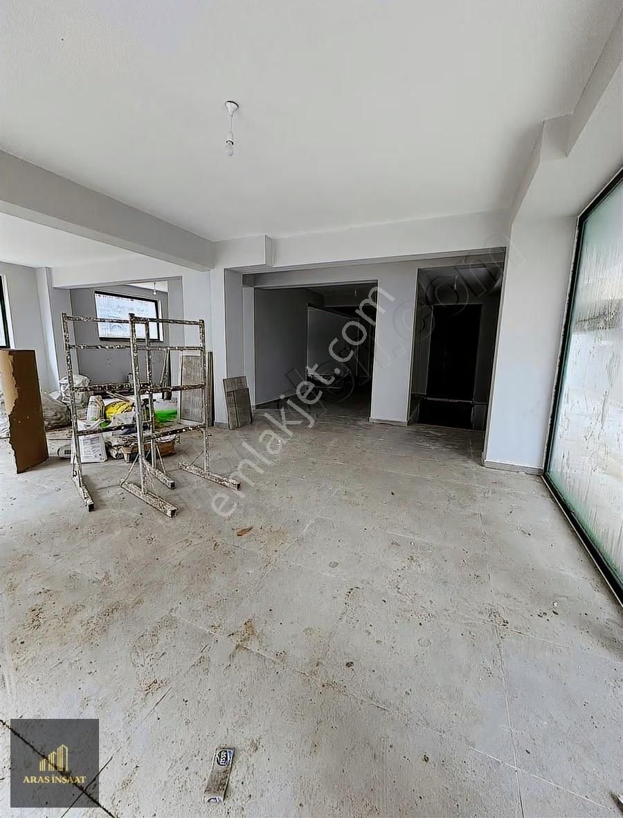 Aras İnşaat' Dan Satılık 280+40 M2 Mükemmel Konumda Dükkan - Görsel 4