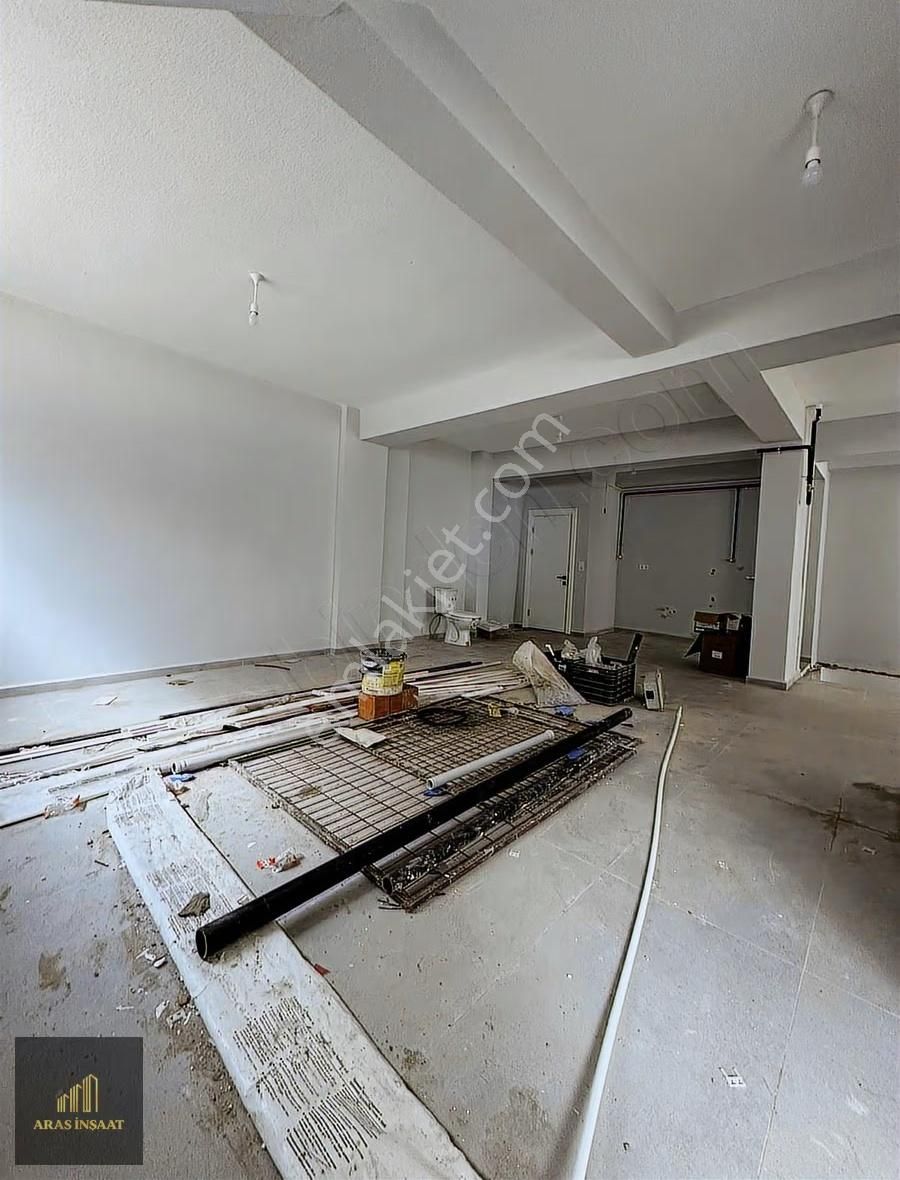 Kiralık Yıldırım Mahallesinin Merkezinde 280+40 M2 Dükkan - Görsel 9