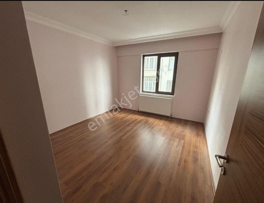 Manastır'da Yenı Bınada 3+1 Boş Ferah Daıre - Görsel 12