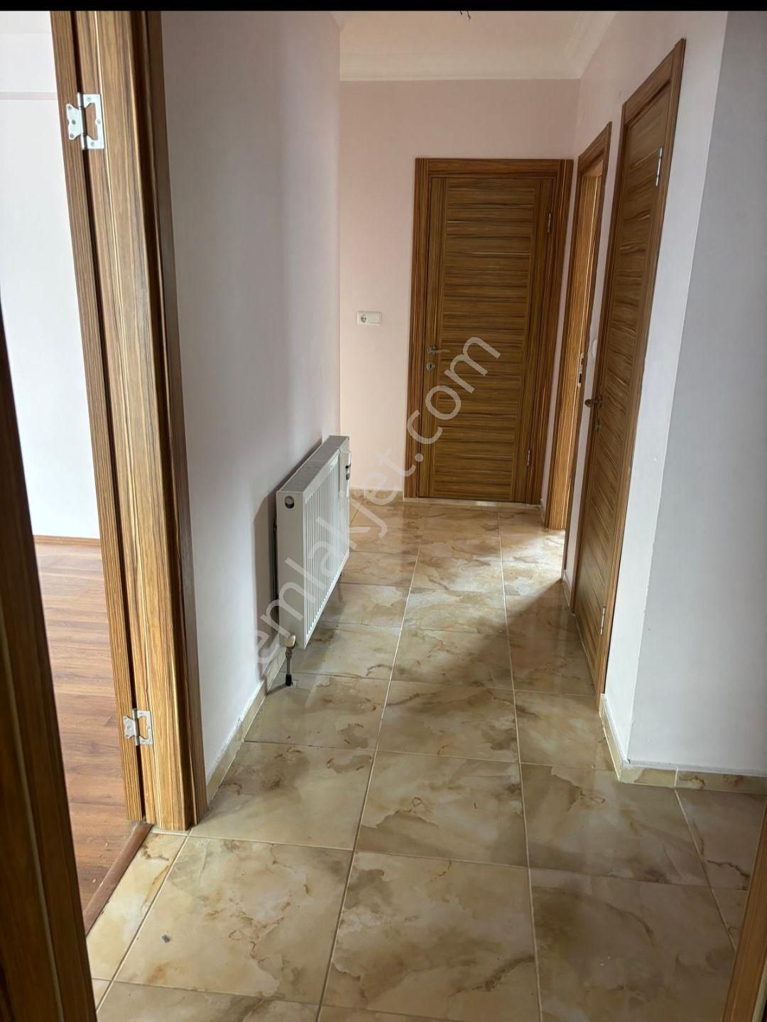 Manastır'da Yenı Bınada 3+1 Boş Ferah Daıre - Görsel 3