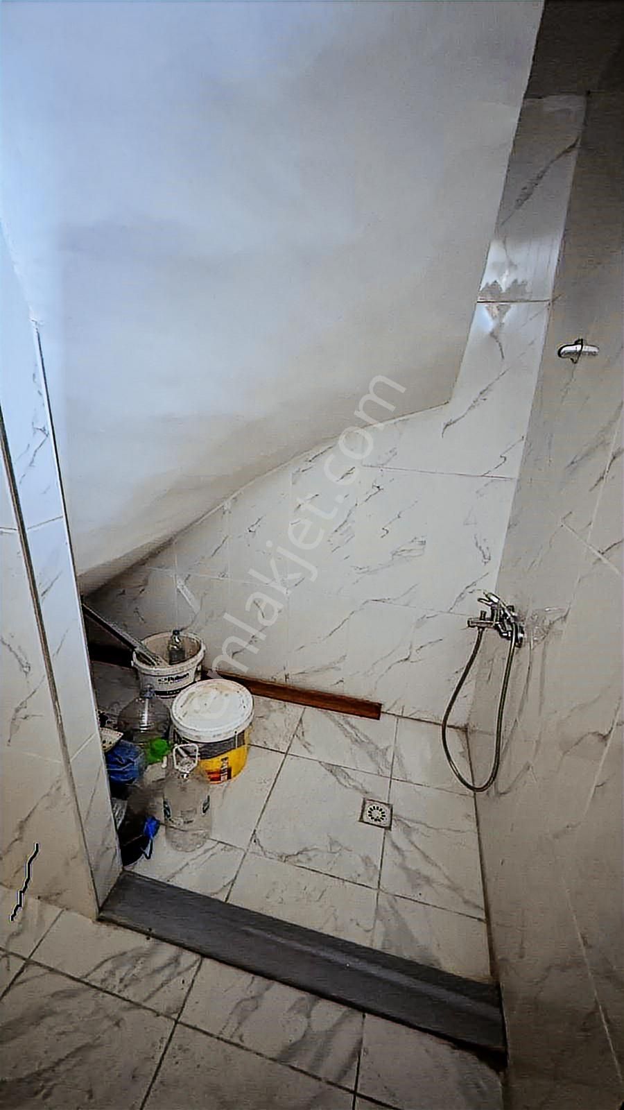 Köşklüçeşme Mah Ferah Geniş M2'li Lüx Teraslı 3+2 Dubleks Daire - Görsel 18