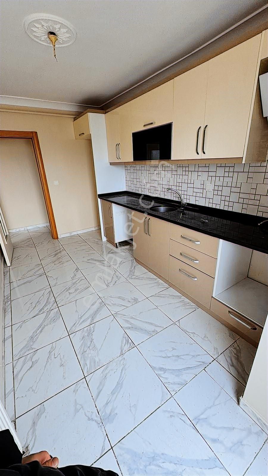 Köşklüçeşme Mah Ferah Geniş M2'li Lüx Teraslı 3+2 Dubleks Daire - Görsel 31