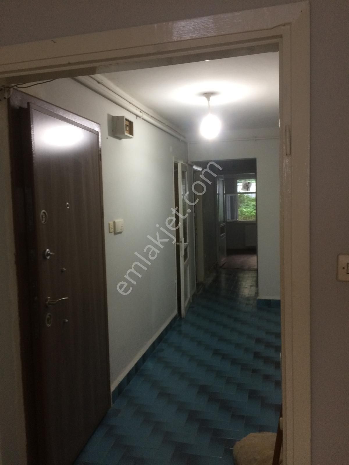 Akşenden Fatih Çapa Alişirnevai Sokakta 95m² 2+1 Bahçe Katı - Görsel 8