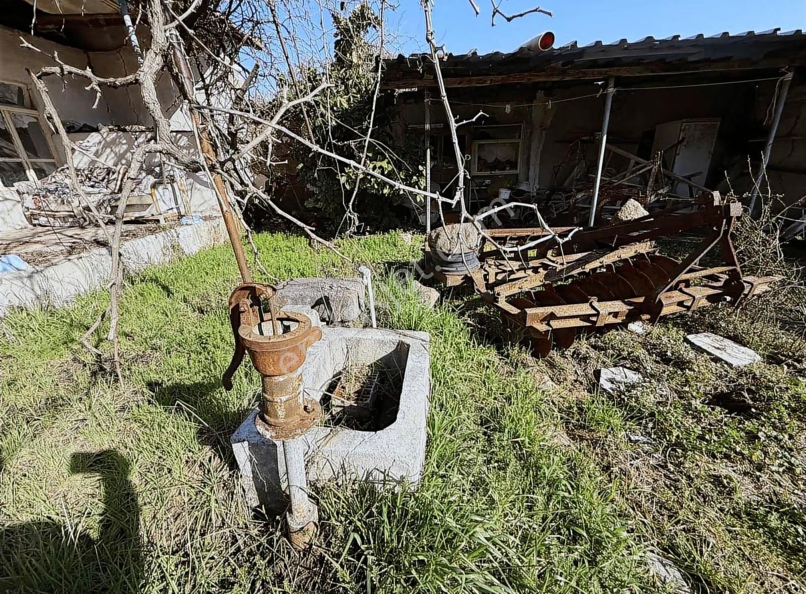 İki Haneli Müstakil Tapulu Köy Evi - Görsel 27