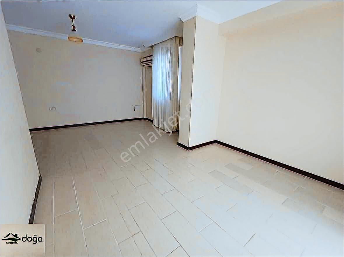 Kuşadasında Ful Deniz Manzaralı Satılık Çatı Dubleks - Görsel 25