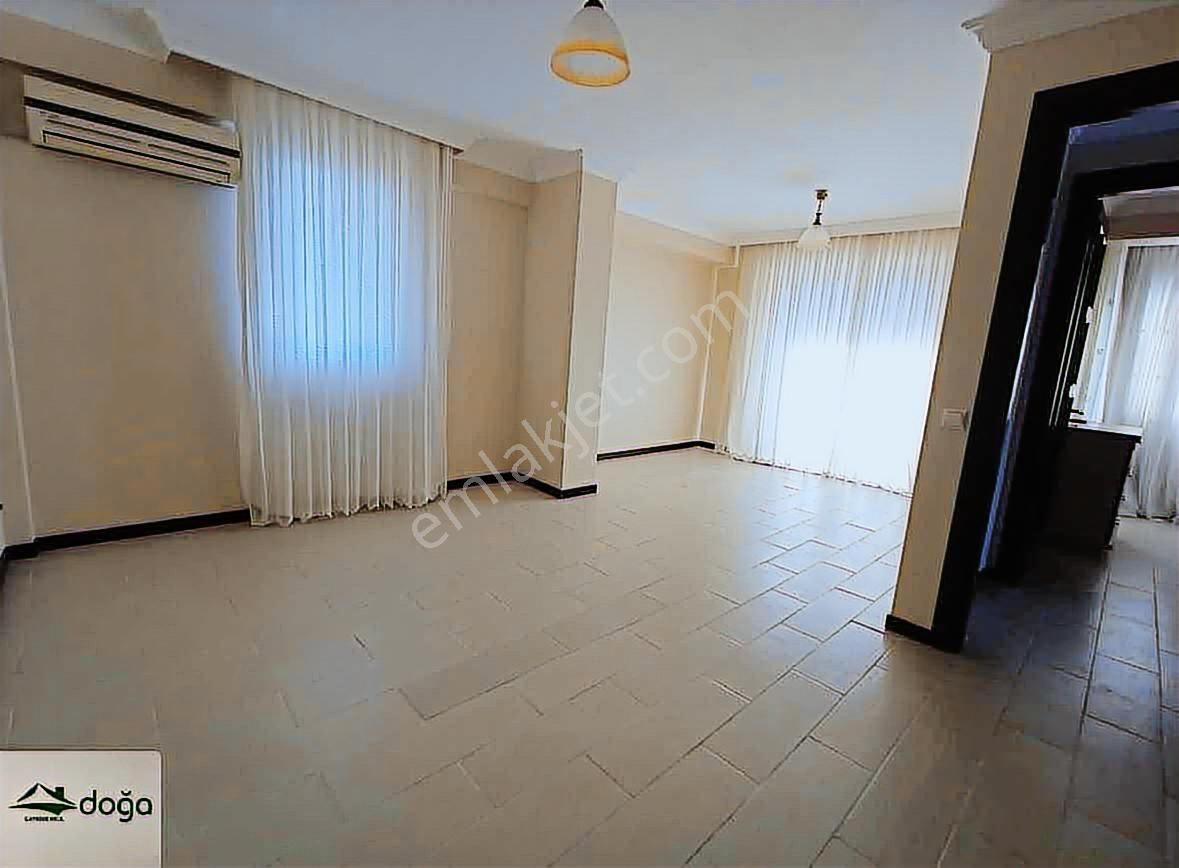 Kuşadasında Ful Deniz Manzaralı Satılık Çatı Dubleks - Görsel 23