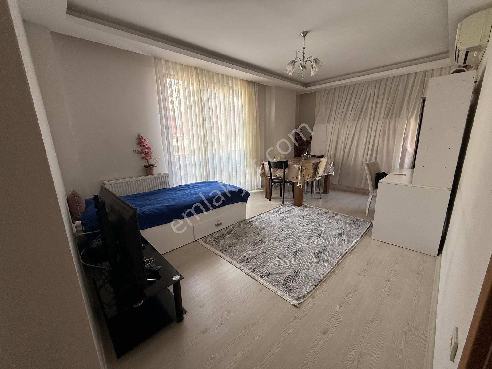 Remax Ekspres'ten Çınar Life Sitesinde 2+1 Satılık Daire