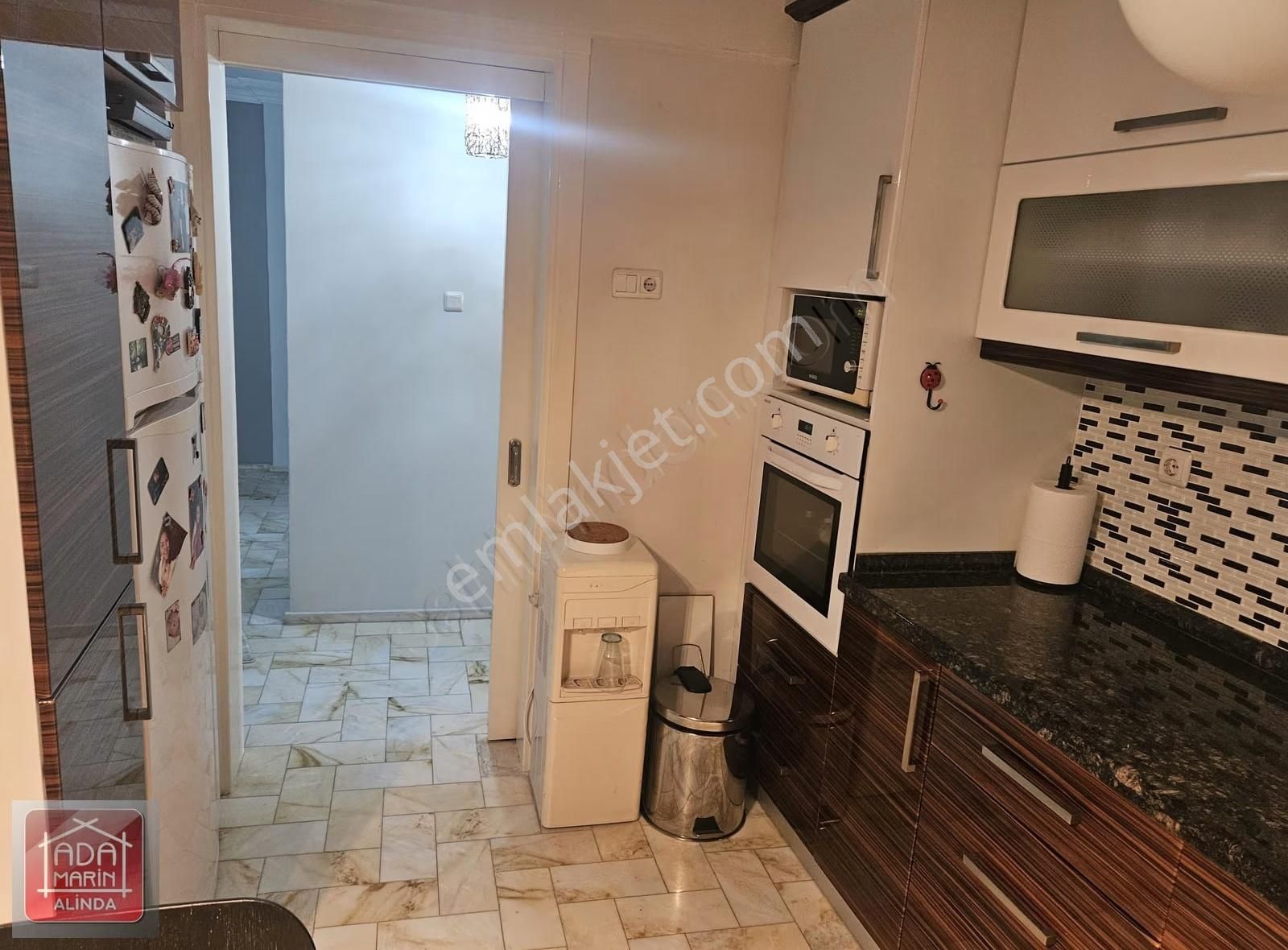 Sökenin Kalbi Aydın Caddesinde Geniş Ve Tadilatlı 3+1 Satılık - Görsel 4