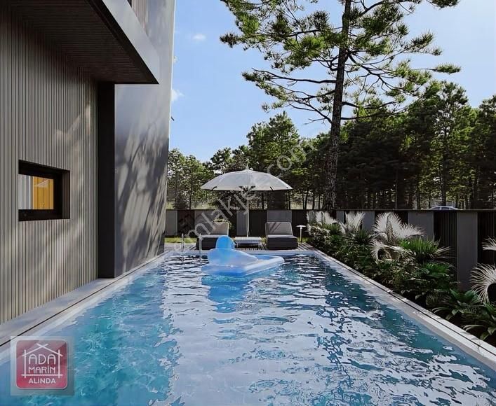 Denize 600mt Lüx Sitede Elektriğini Kendi Üreten 3+1 Villa - Görsel 7