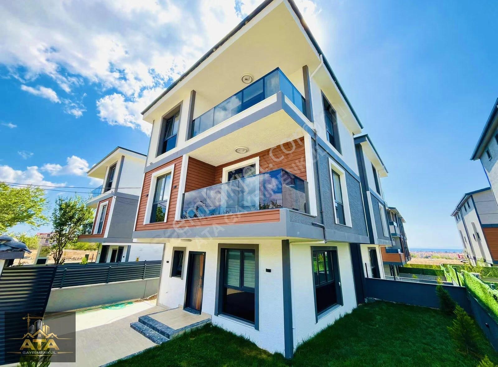 ^^panoramik Deniz Manz.^^ Müstakil Geniş Bahçeli 4+1 Lüx Villa^^ - Görsel 32