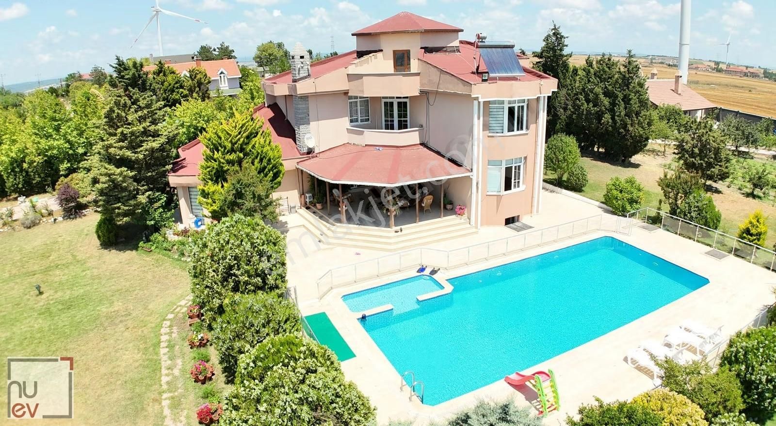 Müstakil Geniş Bahçe Ve Özel Havuzlu Kiralık -nuev - Görsel 13