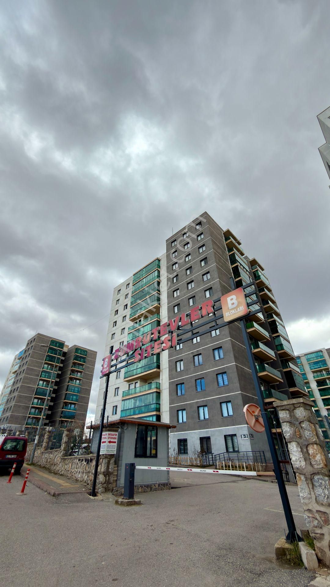 Sahibinden Site İçinde Genç Binada 2+1 Yapılı Daire