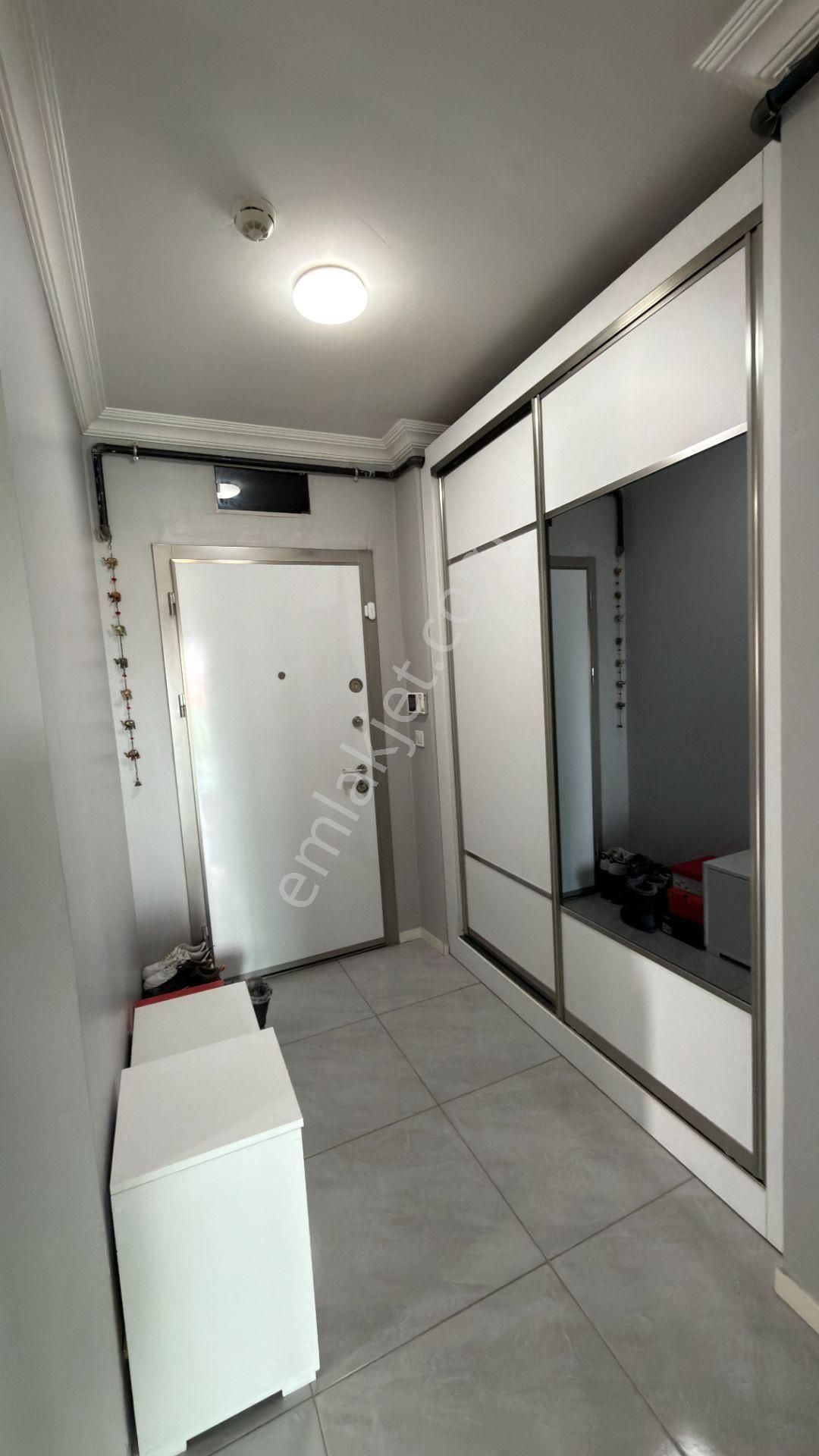 Sahibinden Site İçinde Genç Binada 2+1 Yapılı Daire - Görsel 6